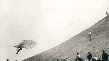 Lilienthal_in_flight.jpg